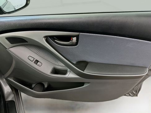 Used 2012 Hyundai Elantra GLS w/ Preferred Pkg 3 image 31