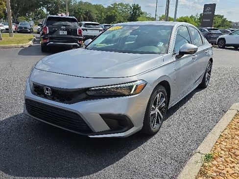 Used 2023 Honda Civic LX image 2