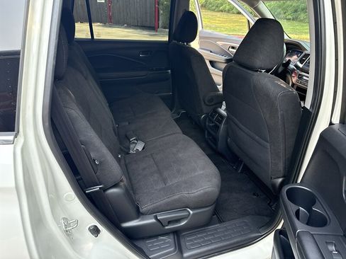 Used 2019 Honda Pilot LX image 22