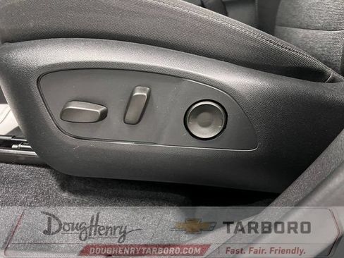 Used 2025 GMC Acadia Elevation FWD image 31