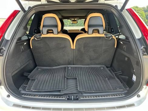 Certified 2023 Volvo XC90 B6 Ultimate w/ Protection Package AWD/4WD image 36