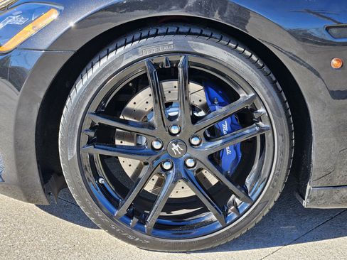 Used 2019 Maserati GranTurismo MC image 13