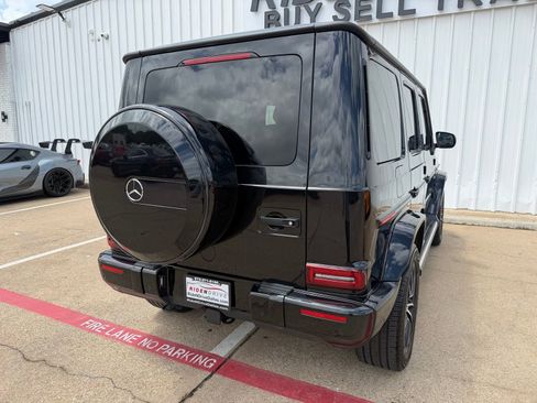 Used 2022 Mercedes-Benz G 550 image 6