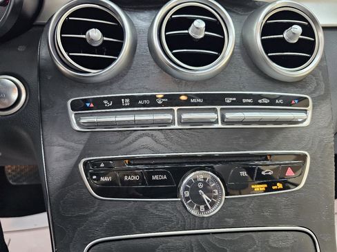 Used 2017 Mercedes-Benz C 300 Sedan w/ Premium 1 Package image 33