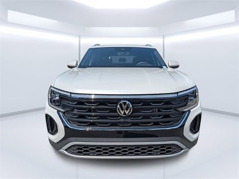 New 2026 Volkswagen Atlas Cross Sport SEL image 8