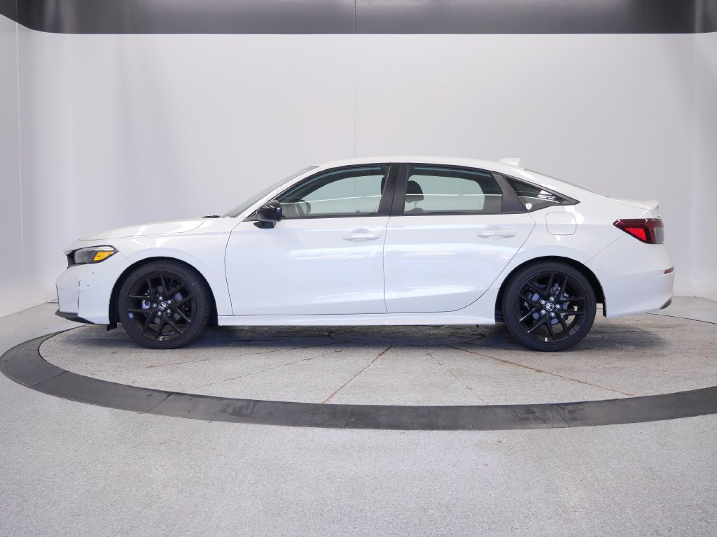Used 2025 Honda Civic Sport image 2