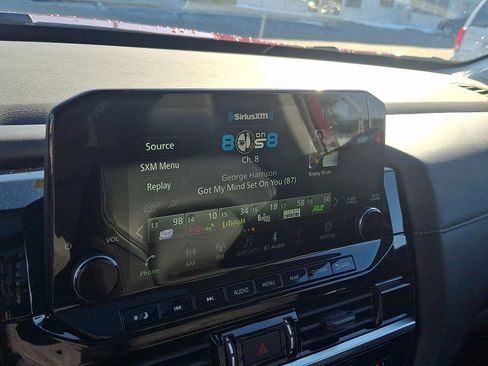 Certified 2024 Nissan Pathfinder SL w/ SL Premium Package image 19