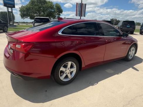 Used 2024 Chevrolet Malibu LT FWD image 8