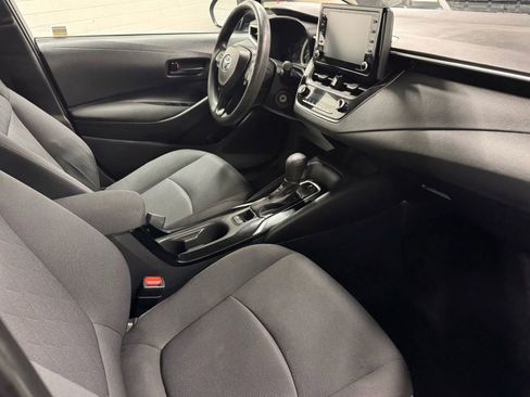 Used 2022 Toyota Corolla LE w/ Carpet Mat Package (TMS) image 13