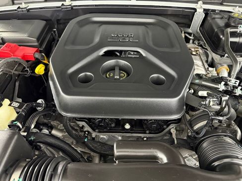 Used 2023 Jeep Wrangler Unlimited Sahara w/ Cold Weather Group image 35