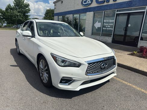 Used 2022 INFINITI Q50 Luxe w/ Cargo Package RWD image 2