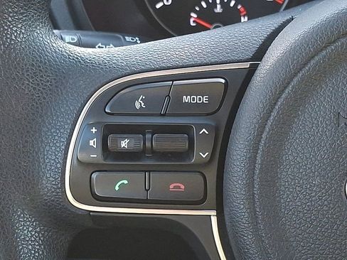 Used 2018 Kia Optima LX image 21