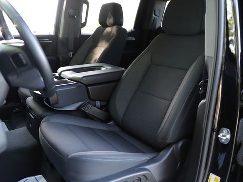 Used 2024 Chevrolet Silverado 1500 LT AWD/4WD image 23