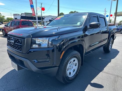 Certified 2024 Nissan Frontier S image 7