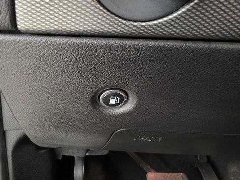Used 2020 Dodge Durango GT RWD image 16