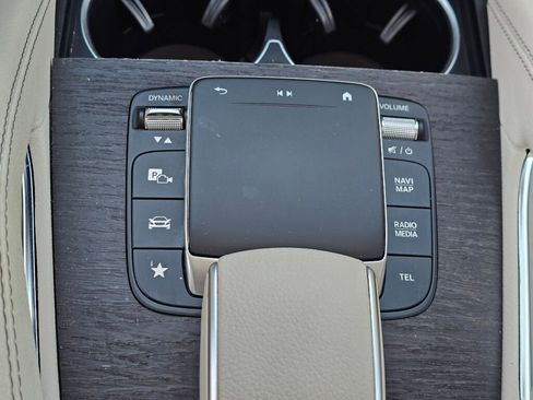 Used 2021 Mercedes-Benz GLE 350 4MATIC image 38