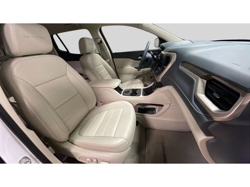 Used 2023 GMC Acadia Denali AWD/4WD image 18