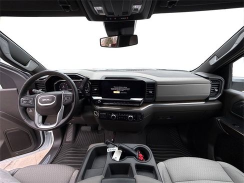 Used 2024 GMC Sierra 2500 SLE w/ SLE Convenience Package image 19