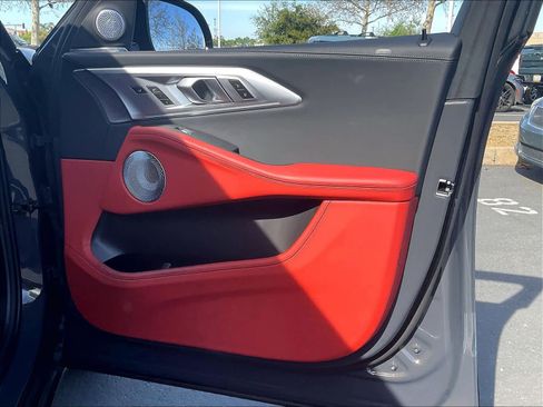 Used 2025 BMW XM image 26