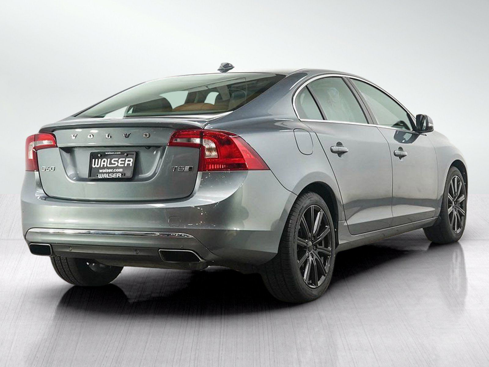 Used 2017 Volvo S60 T5 Inscription AWD/4WD image 5