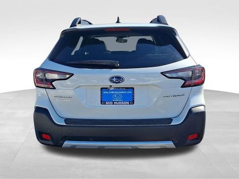 Used 2023 Subaru Outback Limited image 5