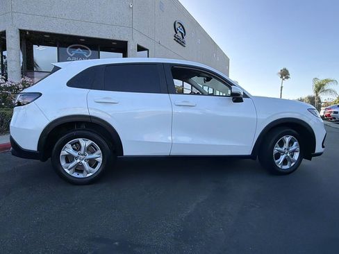 Used 2023 Honda HR-V LX image 10