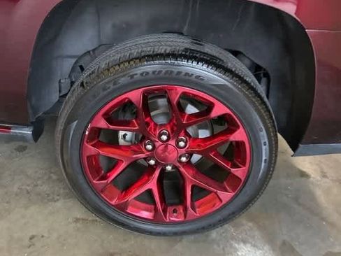 Used 2017 GMC Yukon Denali w/ Open Road Package image 16