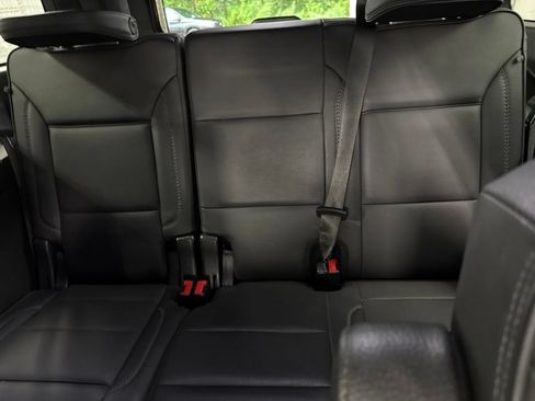 Used 2022 GMC Yukon XL Denali AWD/4WD image 20