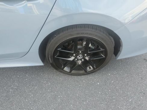 Used 2024 Honda Civic Sport image 11
