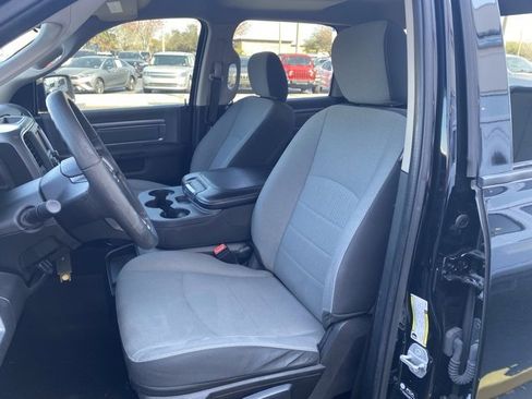 Used 2022 RAM 1500 Classic SLT image 13