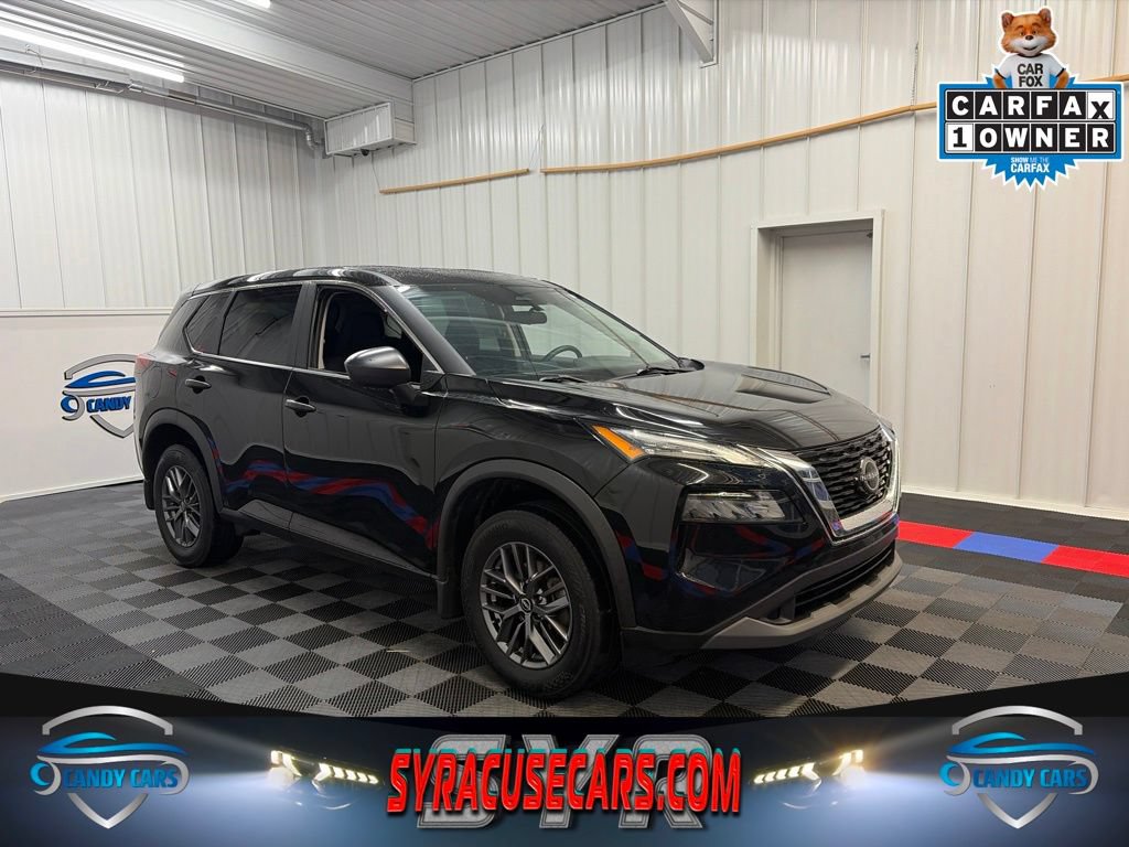 Used 2023 Nissan Rogue S AWD/4WD image 1