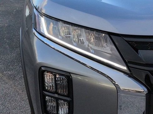 Used 2026 Mitsubishi Outlander Sport AWD image 9