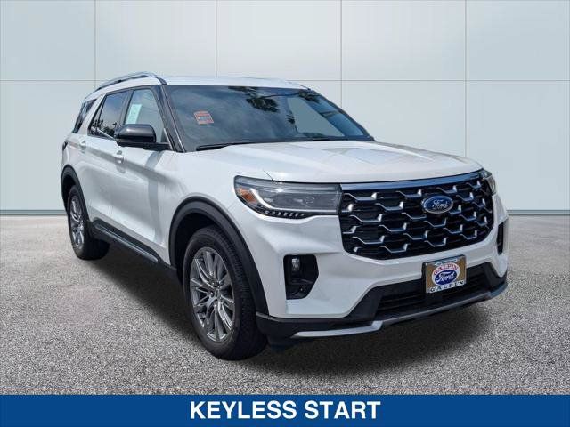 Certified 2025 Ford Explorer Platinum RWD image 6