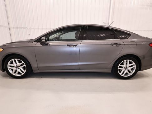Used 2013 Ford Fusion SE FWD image 6