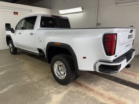 New 2026 GMC Sierra 3500 Denali Ultimate w/ Snow Plow Prep/Camper Package image 4
