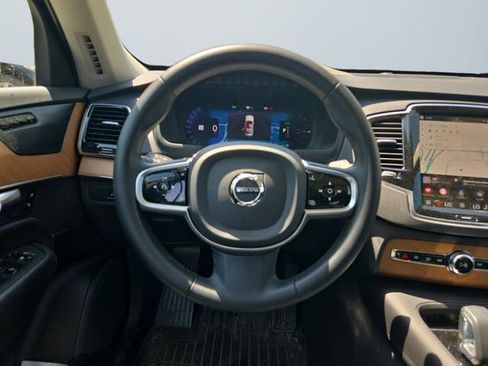 Used 2023 Volvo XC90 T8 Plus w/ Protection Package Premier AWD/4WD image 13