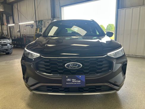 Certified 2023 Ford Escape ST-Line w/ Tech Pack #1 AWD/4WD image 26