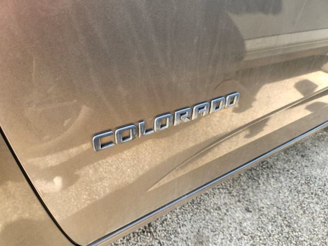 Used 2016 Chevrolet Colorado Z71 AWD/4WD image 9