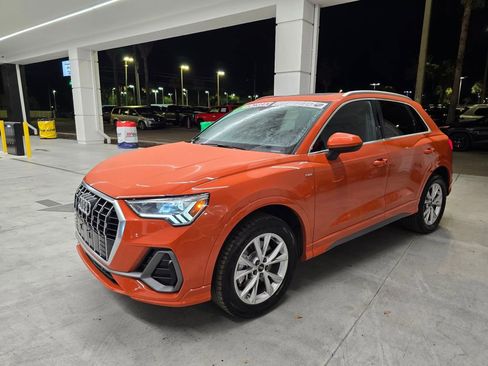 Used 2025 Audi Q3 2.0T Premium AWD/4WD image 2