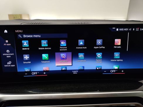 Used 2024 BMW 330i Sedan w/ Convenience Package image 25