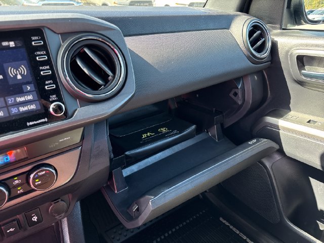 Used 2021 Toyota Tacoma TRD Off-Road AWD/4WD image 44