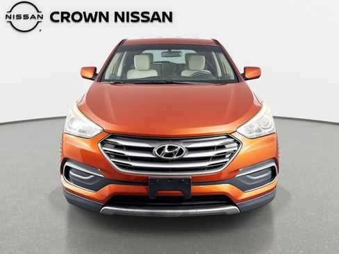 Used 2018 Hyundai Santa Fe Sport image 2