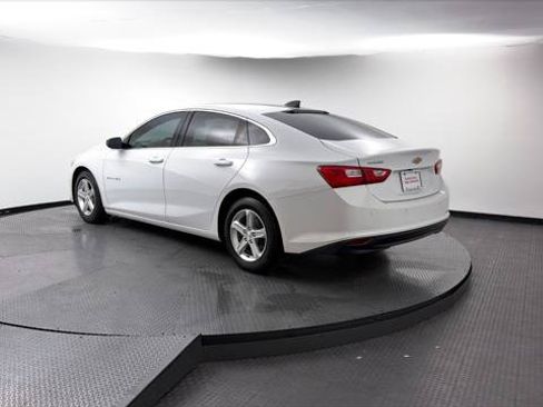 Used 2020 Chevrolet Malibu LS w/ Driver Confidence Package II FWD image 4