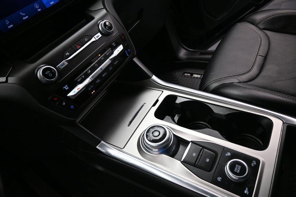 Used 2020 Ford Explorer ST AWD/4WD image 16