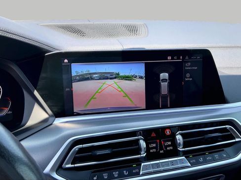 Used 2019 BMW X5 xDrive40i w/ Convenience Package AWD/4WD image 24