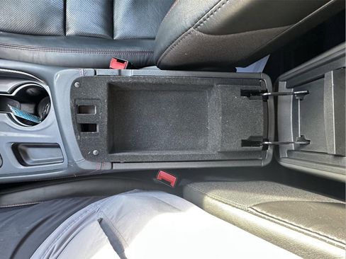 Used 2024 Dodge Durango GT image 25