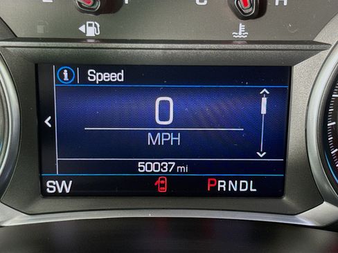 Used 2019 Chevrolet Equinox LT w/ Driver Convenience Package FWD image 14