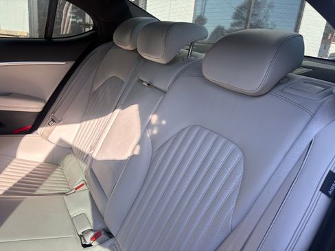 Used 2025 Genesis G70 2.5T w/ Sport Prestige Package image 5