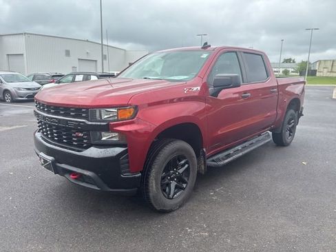 Used 2022 Chevrolet Silverado 1500 Custom Trail Boss AWD/4WD image 3