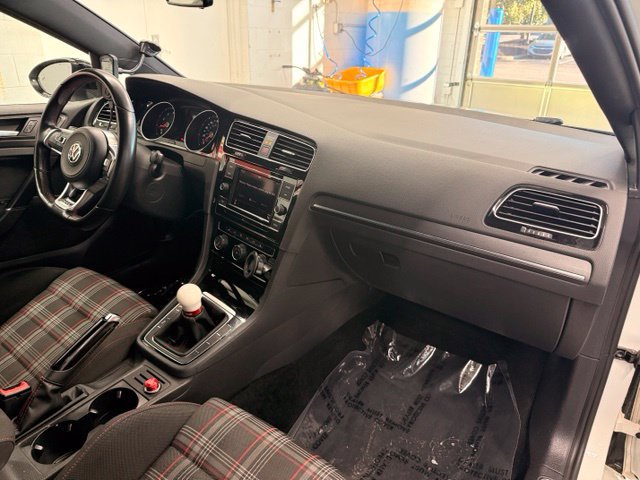 Used 2019 Volkswagen GTI Rabbit Edition FWD image 22
